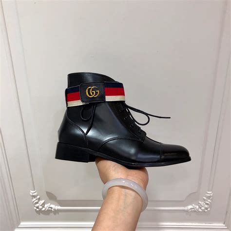 bota gucci réplica|gucci shoes counterfeit.